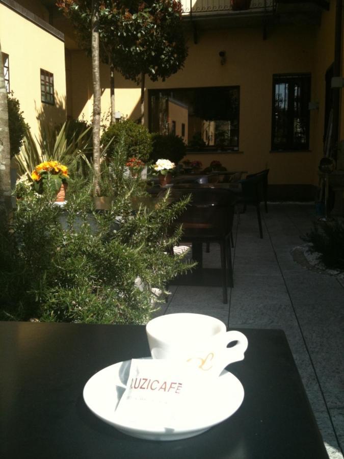 Maura'S B&B Gallarate Esterno foto