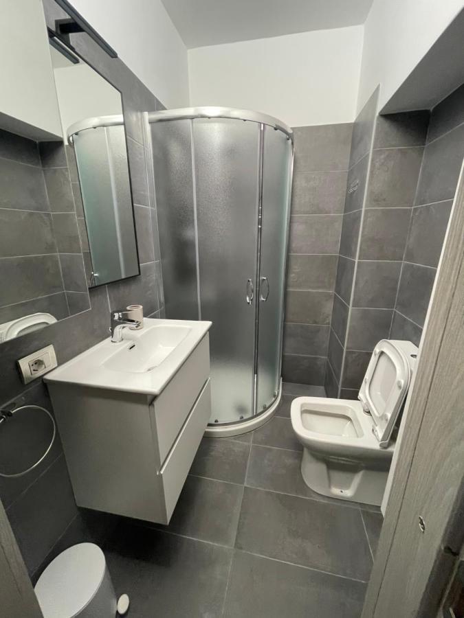 Maura'S B&B Gallarate Esterno foto