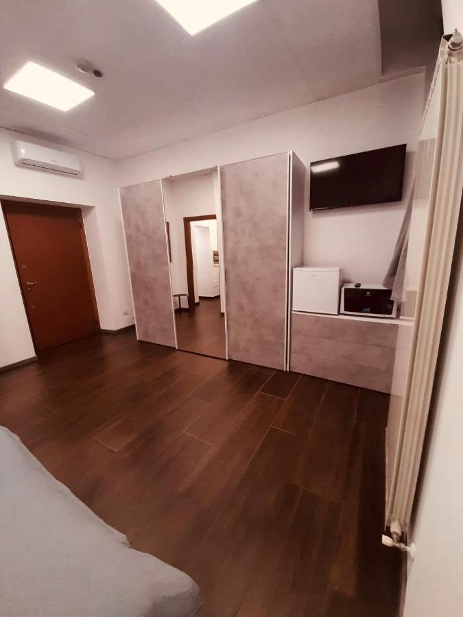 Maura'S B&B Gallarate Esterno foto